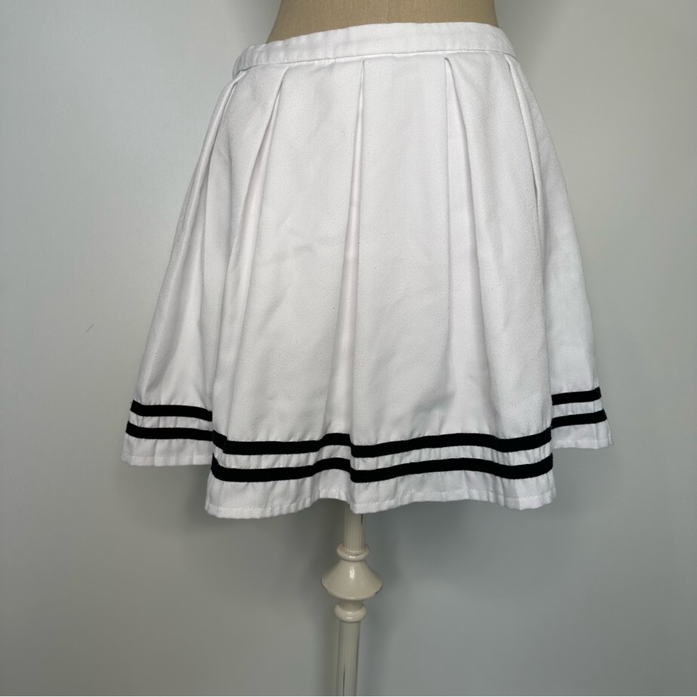 Hot topic white pleated skirt Large - Picture 4 of 16